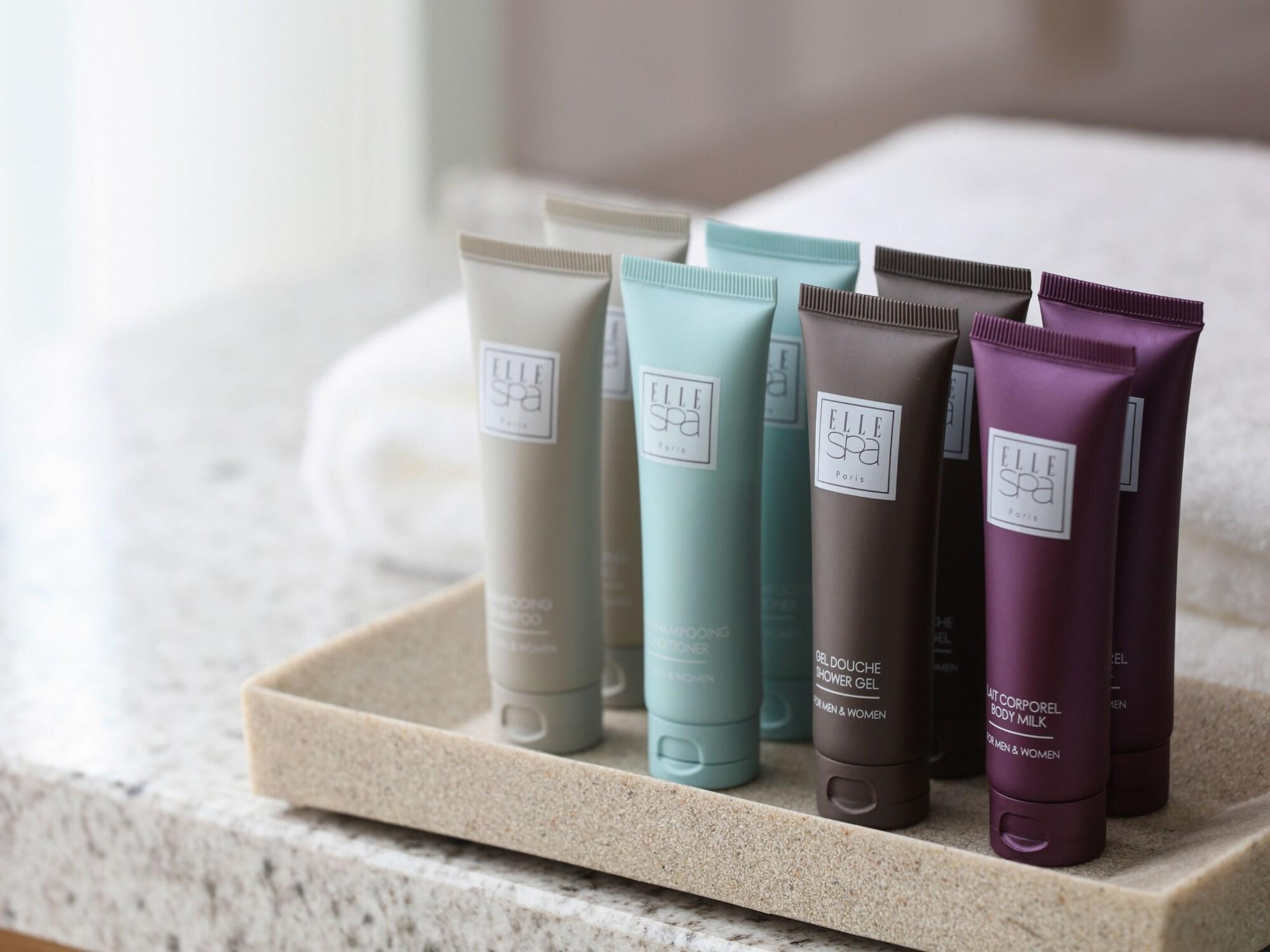 Miyako Hotel Hakata Фукуока Экстерьер фото The White Company toiletries
