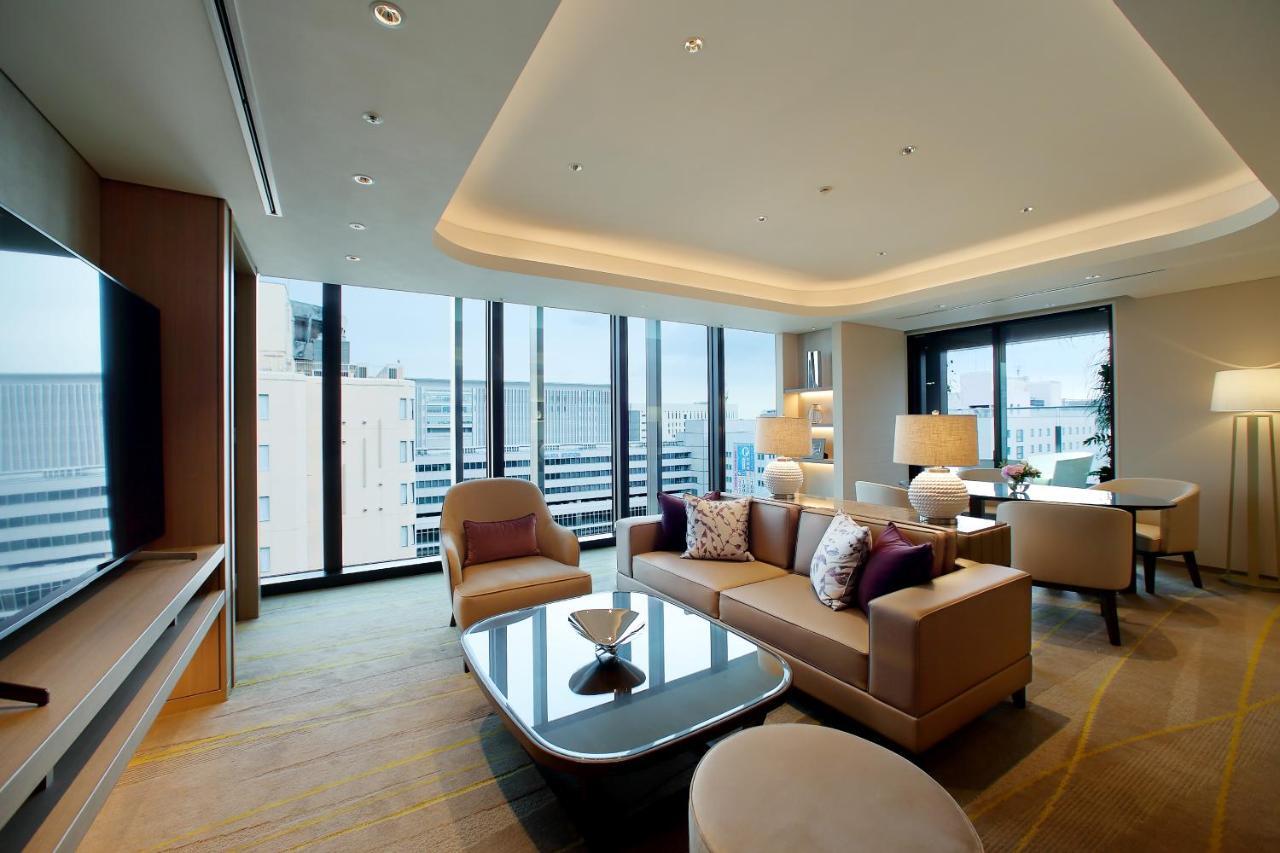 Miyako Hotel Hakata Фукуока Экстерьер фото A suite at the hotel